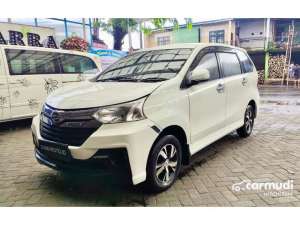Jual bekas 2017 Daihatsu Xenia 1.3 R Sporty MPV AT,lokasi di Jawa Timur