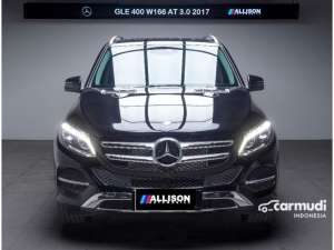 Jual bekas 2017 Mercedes-Benz GLE400 3.0 Exclusive Line SUV W166 Hitam Dp 1,9 Jt,lokasi di DKI Jakarta