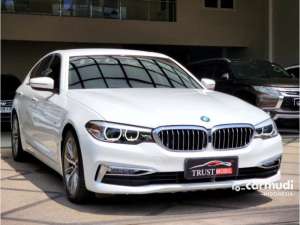 Jual bekas 2018 BMW 520d 2.0 Luxury Sedan Diesel Twin Pwr Turbo,lokasi di Jawa Timur