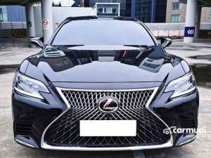 Jual bekas 2018 Lexus LS 500 3.4 Executive Sedan Fifth generation XF50 Twin Turbo 415 hp600N.m Transmisi10 Speed Record Service Lexus Km 43 rb Orsinil Mulus,lokasi di DKI Jakarta