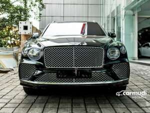 Jual bekas 2022 Bentley Bentayga 3,0 First Edition Hybrid Wagon,lokasi di DKI Jakarta