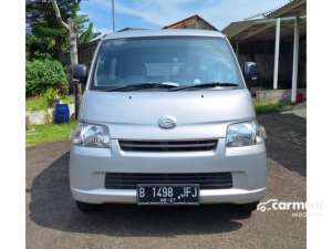 Jual bekas 2022 Daihatsu Gran Max 1.3 Mini Bus D Front Facing Van Km 36 Ribuan dijamin Siap Pakai No Pr,lokasi di Banten