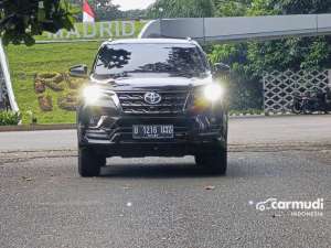Jual bekas 2022 Toyota Fortuner 2.4 VRZ GR SPORT 4X2 SUV,lokasi di Banten