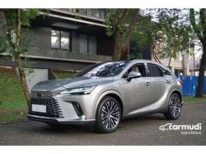 Jual bekas 2023 Lexus RX 350 2.4 Luxury SUV Facelift T24A-FTS Odo 26 Rbuan DP RENDAH,lokasi di Banten