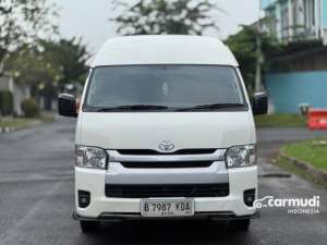 Jual bekas 2023 Toyota Hiace 3.0 Commuter Van MANUAL PUTIH - DP 5 JT,lokasi di DKI Jakarta