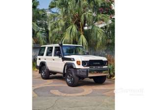 Jual bekas 2024 Toyota Land Cruiser 2.8 70 GXL SUV,lokasi di DKI Jakarta