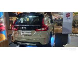 Jual bekas 2025 Suzuki XL7 1.5 Alpha Hybrid Two Tone SUV diskon 30juta Cash bertahap Bunga 0 persen gan,lokasi di DKI Jakarta