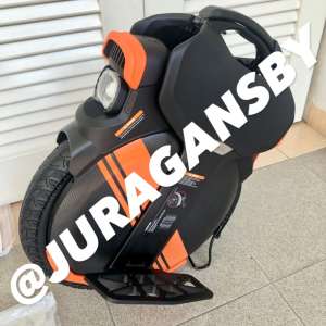 Jual bekas EUC INMOTION V11Y V11 Roda Satu Electric Unicycle bukan sepeda sirkus elektrik kingsong veteran,lokasi di Surabaya
