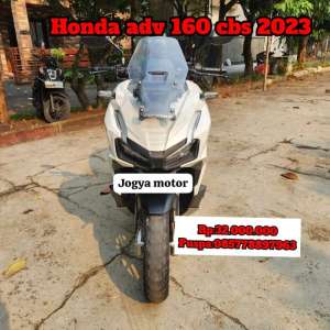 Jual bekas honda adv 160 cbs putih tahun 2023,lokasi di Tangerang Selatan
