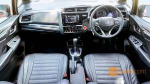 Jual bekas Honda Jazz RS AT 2020 Orange,lokasi di Kota Surabaya