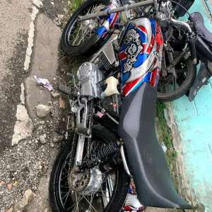 Jual bekas honda yamaha cbr 150 dan berbagai macam motor lainnya,lokasi di Kab. Garut