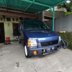 Jual bekas Karimun Kotak 2002 kondisi mulus,lokasi di Jakarta Timur