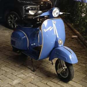 Jual bekas motor vespa super thn 1971,lokasi di Tangerang Selatan