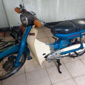 Jual bekas Motor YAMAHA V70 simpanan lama antik,lokasi di Jakarta Barat