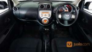 Jual bekas Nissan March 1.2 XS AT 2011 Hitam,lokasi di Kota Tangerang Selatan