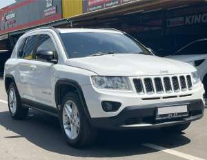 Jual bekas Promo Jeep Compass murah,lokasi di Jakarta DKI