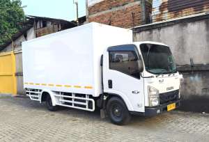 Jual bekas reg 2024 banBARU MURAH CDE LONG engkel Isuzu elf NLR L box 2023 bok,lokasi di Jakarta DKI