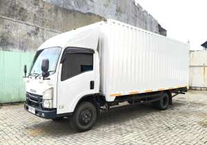 Jual bekas reg 2024 bok 6mtr MURAH Isuzu elf NMR LONG box besi 2023,lokasi di Jakarta DKI