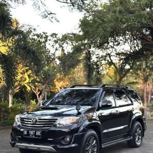 TOYOTA FORTUNER TRDS VNT TURBO MATIC DIESEL 2013 , tersedia melalui melalui situs Tokopedia