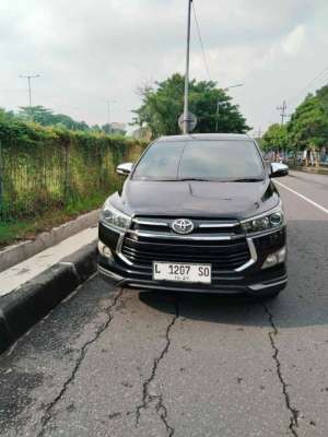 Jual bekas Toyota Kijang Innova2.4 G Matic 2016,lokasi di K                           