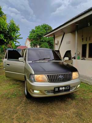 Jual bekas Toyota Kijang LSX Manual 2004,lokasi di K                           
