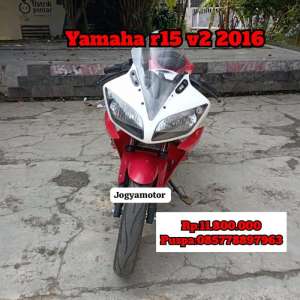 Jual bekas Yamaha r15 v2 tahun 2016 cash,lokasi di Tangerang Selatan