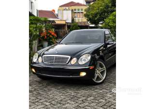 Jual bekas 2004 Mercedes-Benz E240 2.6 Sedan,lokasi di Banten
