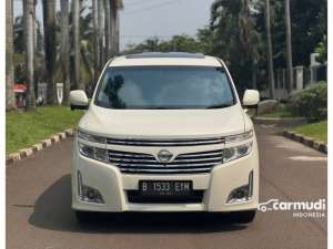 Jual bekas 2013 Nissan Elgrand 2.5 Highway Star MPV AT Putih DP 10 Jt,lokasi di DKI Jakarta