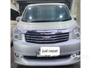 Jual bekas 2015 Toyota NAV1 2.0 V Limited MPV,lokasi di DKI Jakarta