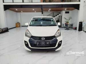 Jual bekas 2016 Daihatsu Sirion 1.3 D Sport Hatchback AT,lokasi di Jawa Timur