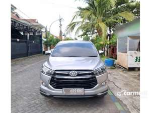 Jual bekas 2019 Toyota Kijang Innova 2.0 Venturer MPV BENSIN MATIC KM 64RB UNIT SUPER,lokasi di Jawa Timur