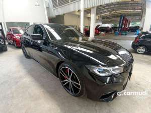 Jual bekas 2022 BMW 330i 2.0 M Sport Sedan - Mobil Murah Kredit,lokasi di DKI Jakarta