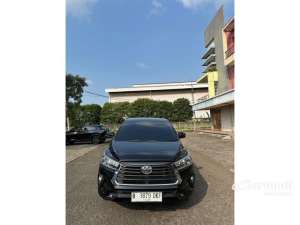 Jual bekas 2022 Toyota Kijang Innova 2.0 V Luxury MPV 20232021 hitam,lokasi di DKI Jakarta