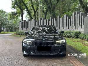 Jual bekas 2023 BMW 330i 2.0 M Sport Pro Sedan,lokasi di DKI Jakarta