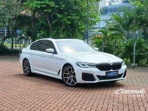 Jual bekas 2023 BMW 520i 2.0 M Sport Sedan G30 New Profile 520 - ODO 10RB - PAJAK JULI 2026 LANGSUNG NAMA PEMBELI -BMW BSi BRI APRIL 2028 -,lokasi di DKI Jakarta