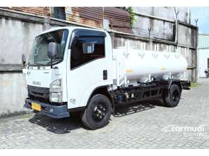 Jual bekas 2023 Isuzu Elf 4.8 NMR Truck MULUSbanBARU MURAH CDD Isuzu elf NMR HD tangki 2023 air tinja taman,lokasi di DKI Jakarta