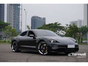Jual bekas 2023 Porsche Taycan 0.0 4S Performance Battery Sedan Odo 2 Rbuan LIKE NEW Limited Edition,lokasi di DKI Jakarta