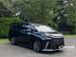 Jual bekas 2024 Lexus LM 350h 2.5 7 Seater MPV AT HitamTDP 244jtKondisi Istimewa Dan Dijamin Siap Pakai kawanmobilbekas,lokasi di Banten