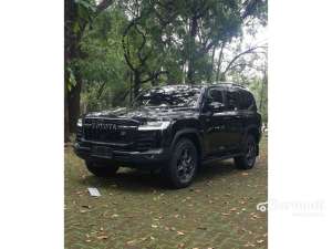 Jual bekas 2024 Toyota Land Cruiser 3.3 300 GR-S SUV,lokasi di Banten