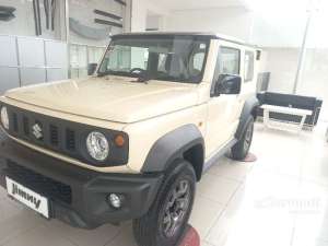 Jual bekas 2025 Suzuki Jimny 1.5 3 Door 2 Tone SUV Diskon 15jt gan.,lokasi di DKI Jakarta