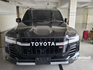 Jual bekas 2025 Toyota Land Cruiser 3.3 300 GR-S 4X4 SUV,lokasi di DKI Jakarta