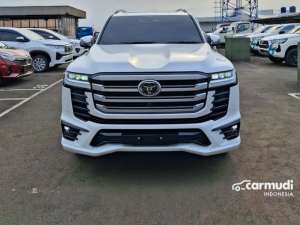 Jual bekas 2025 Toyota Land Cruiser 3,3 300 VX-R 70th Anniversary SUV,lokasi di Jawa Timur