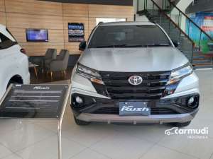 Jual bekas 2025 Toyota Rush 1,5 GR Sport SUV Matic Harga Termurah CashKredit Call me,lokasi di Jawa Barat