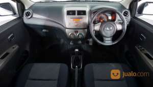 Jual bekas Daihatsu Ayla 1.0 X MT 2014 Silver,lokasi di Kota Bekasi