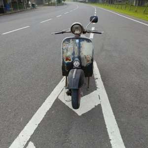 Jual bekas For sale vespa bagol Original tahun 1975 jadulvintageantiklawaskunorarelangkaklasikdanimoet,lokasi di Surabaya