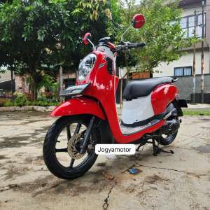 Jual bekas honda scoopy fi 2017 motor second berkualitas,lokasi di Tangerang Selatan