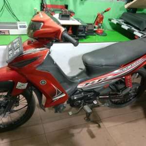 Jual bekas MOTOR MOVED YAMAHA VEGA RR 125 CC WARNA MERAH,lokasi di Batam