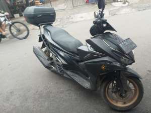 Jual bekas MOTOR YAMAHA AEROX 155 ABS BLACK GOLD,lokasi di Jakarta Pusat