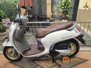 Jual bekas New Scoopy F1 Prestige tahun 2021-Odomtr 10.000 KM,lokasi di Kota Medan