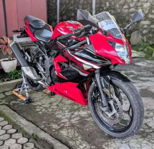Jual bekas Ninja 250 fi 2015 mono,lokasi di Sukorejo